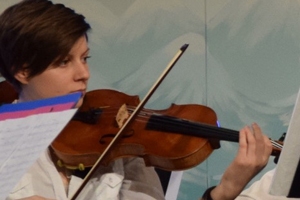 Hannah (Violine, Percussion)